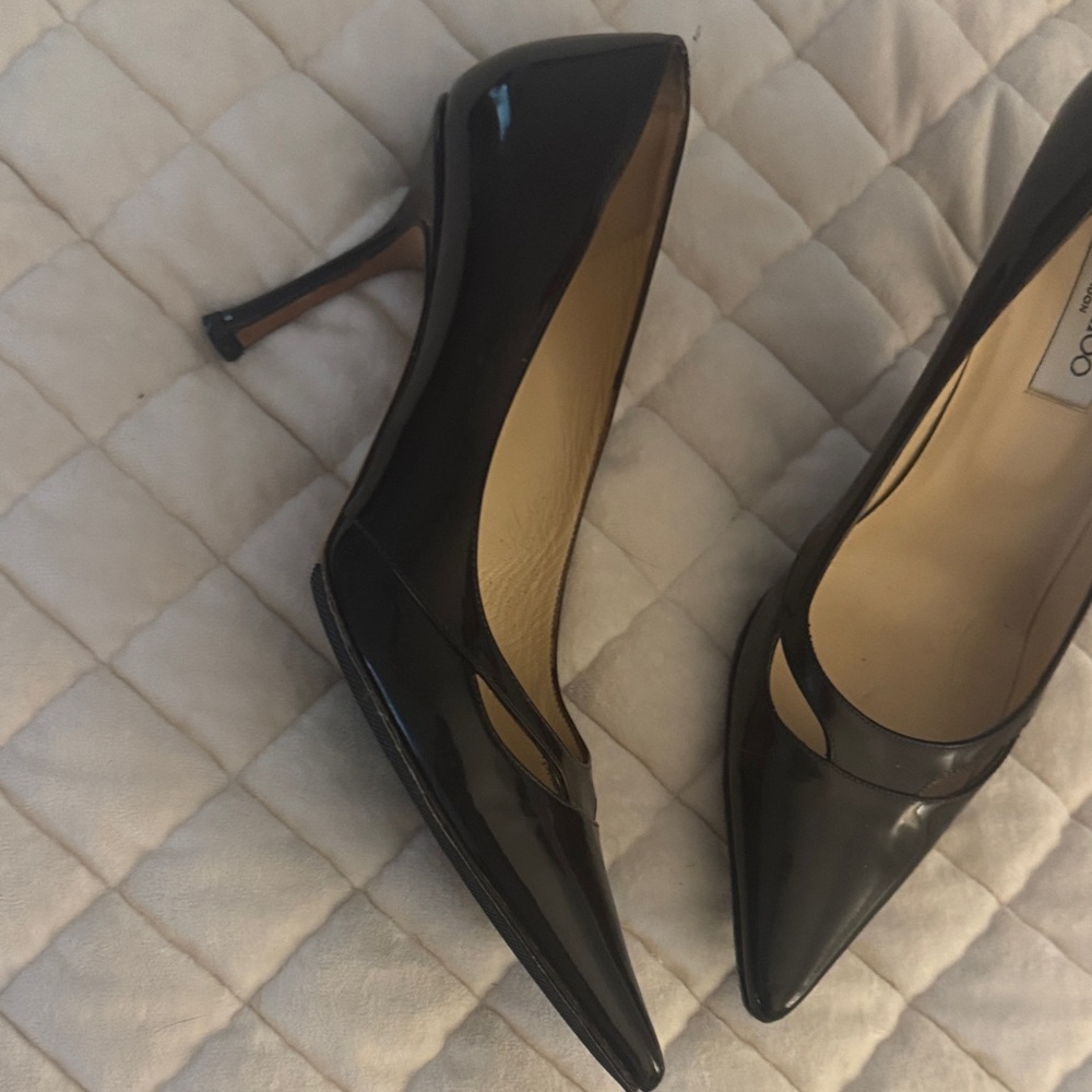 Jimmy Choo chocolate Patent Leather Heels - Picture 4 of 5